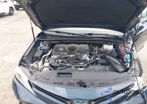 2020 Toyota Camry Xle Hybrid z USA, uszkodzony, nr VIN 4T1F31AK7LU521801